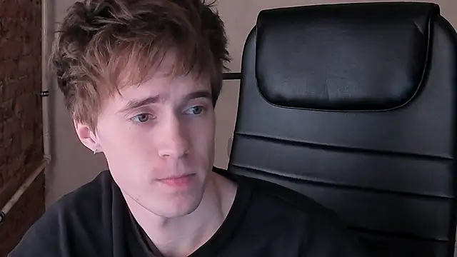 Snapshot of _tokyo_ghoul chatting on 02-14-25, 04:20  tokyo ghoul online show from 02-14-25, 04:20