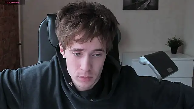 Snapshot of _tokyo_ghoul chatting on 02-27-25, 10:11  tokyo ghoul online show from 02-27-25, 10:11