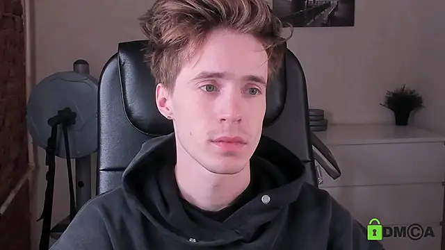 Snapshot of _tokyo_ghoul chatting on 10-05-25, 05:09  tokyo ghoul online show from 10-05-25, 05:09