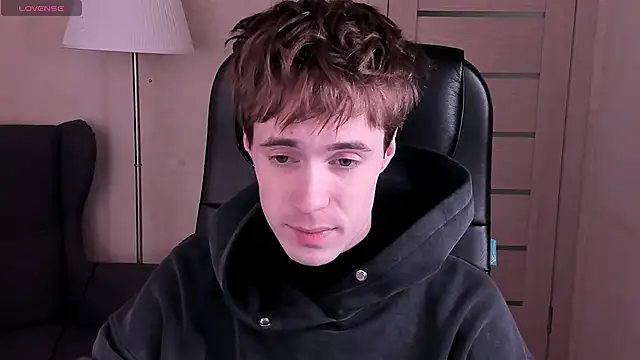 Snapshot of _tokyo_ghoul chatting on 01-25-25, 10:19  tokyo ghoul online show from 01-25-25, 10:19