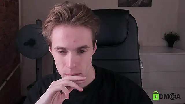 Snapshot of _tokyo_ghoul chatting on 10-31-25, 05:15  tokyo ghoul online show from 10-31-25, 05:15