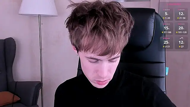 Snapshot of _tokyo_ghoul chatting on 02-08-25, 07:27  tokyo ghoul online show from 02-08-25, 07:27