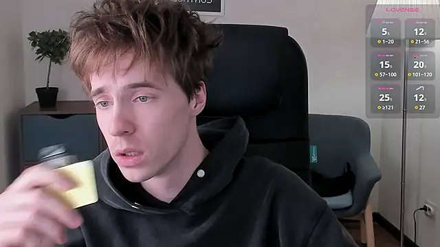 Snapshot of _tokyo_ghoul chatting on 02-15-25, 01:16  tokyo ghoul online show from 02-15-25, 01:16