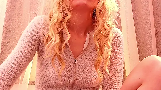 SecretAnni online show from 02-10-25, 01:57