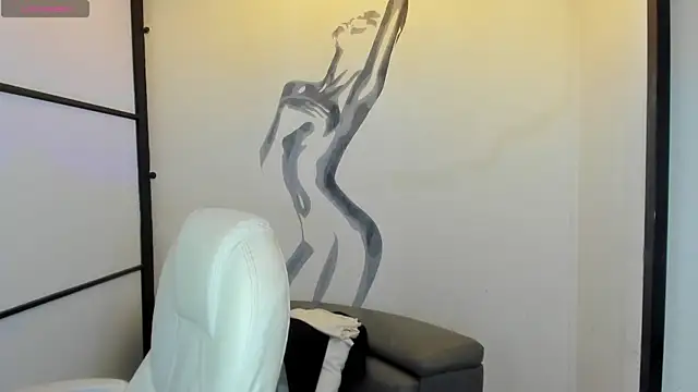 Snapshot of NiickyJones chatting on 03-09-25, 12:53 NiickyJones online show from 03-09-25, 12:53