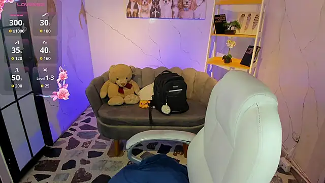 NiickyJones online show from 10-31-25, 09:54