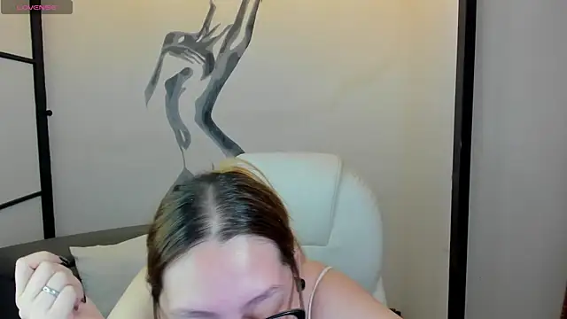 Snapshot of NiickyJones chatting on 03-01-25, 10:53 NiickyJones online show from 03-01-25, 10:53