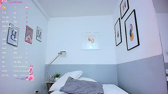 littlee emilyy  online show from 03-05-25, 03:08