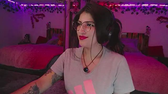 azahar  ziiz online show from 11-12-25, 01:43