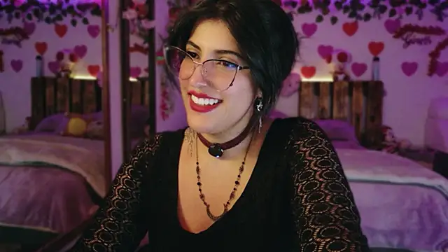 Snapshot of azahar__ziiz chatting on 06-11-26, 02:53 azahar ziiz online show from 06-11-26, 02:53