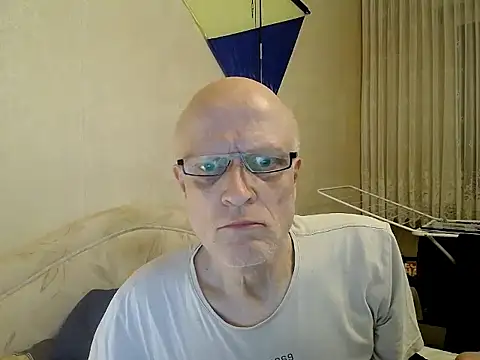 Snapshot of HornyRalfi55 chatting on 01-19-25, 09:34 HornyRalfi55 online show from 01-19-25, 09:34