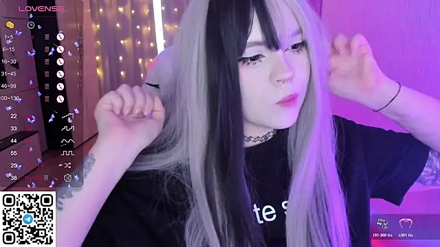 SelenaCute online show from 03-05-26, 05:59