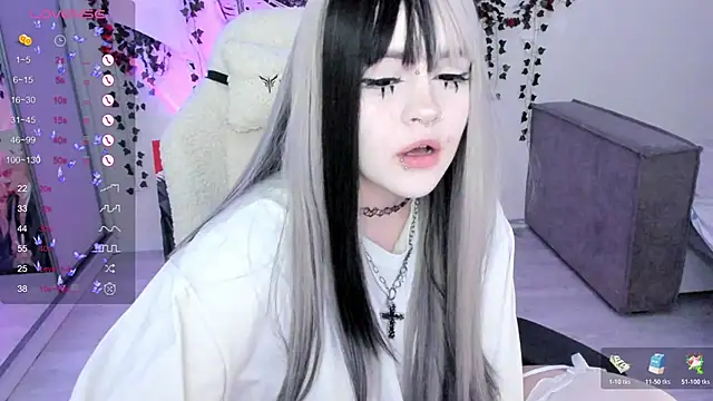 SelenaCute online show from 11-09-25, 04:49