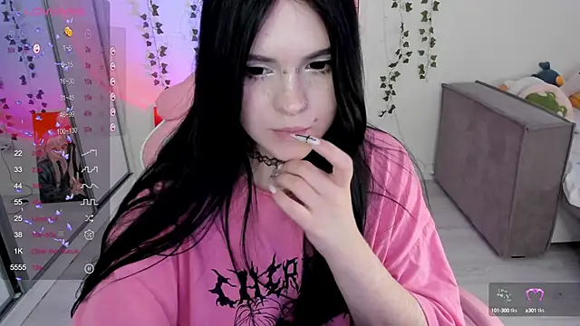 SelenaCute online show from 02-27-25, 08:13