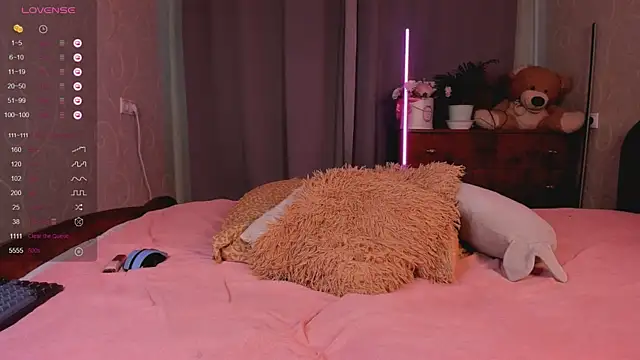 Jess Lui online show from 09-10-25, 03:16