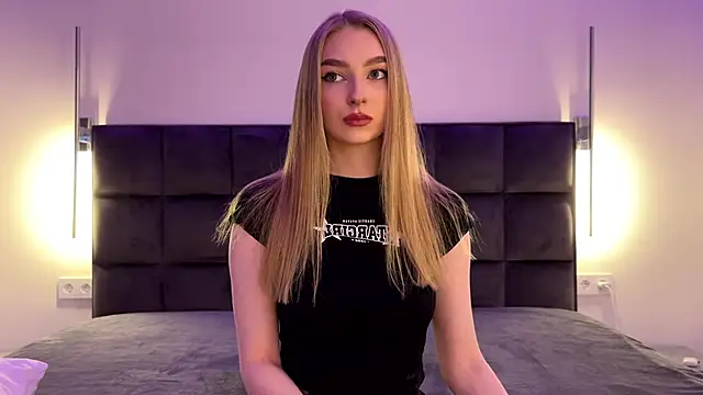 NotElis online show from 11-06-25, 02:32