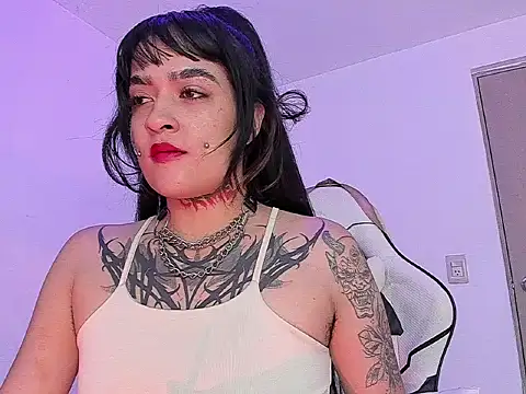 sarah benjjaminn online show from 04-24-26, 11:12