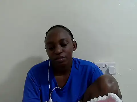 Snapshot of lizbela1 chatting on 10-08-25, 04:40 lizbela1 online show from 10-08-25, 04:40