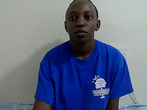 Snapshot of lizbela1 chatting on 10-06-25, 04:02 lizbela1 online show from 10-06-25, 04:02