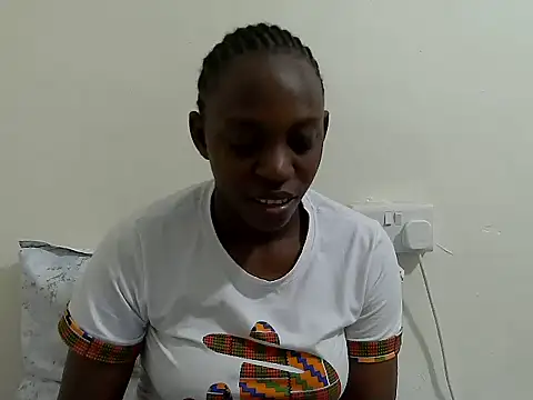 Snapshot of lizbela1 chatting on 09-12-25, 09:03 lizbela1 online show from 09-12-25, 09:03
