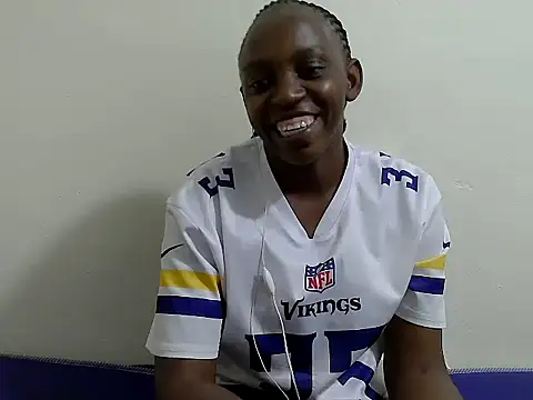 lizbela1 online show from 11-07-25, 07:07