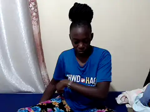 Snapshot of lizbela1 chatting on 03-18-25, 11:11 lizbela1 online show from 03-18-25, 11:11