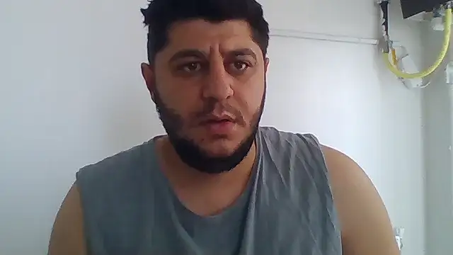 Snapshot of erkekkkadam chatting on 09-20-25, 07:24 erkekkkadam online show from 09-20-25, 07:24