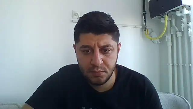 Snapshot of erkekkkadam chatting on 01-01-25, 10:11 erkekkkadam online show from 01-01-25, 10:11