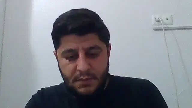 Snapshot of erkekkkadam chatting on 10-28-25, 05:12 erkekkkadam online show from 10-28-25, 05:12