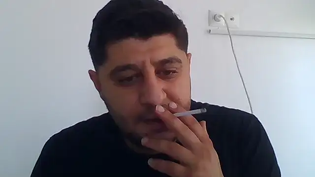 Snapshot of erkekkkadam chatting on 10-07-25, 06:03 erkekkkadam online show from 10-07-25, 06:03