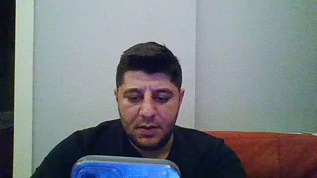 Snapshot of erkekkkadam chatting on 05-12-26, 06:47 erkekkkadam online show from 05-12-26, 06:47