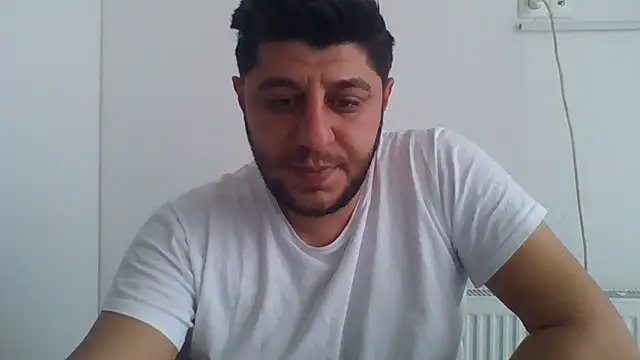 Snapshot of erkekkkadam chatting on 01-13-25, 01:39 erkekkkadam online show from 01-13-25, 01:39