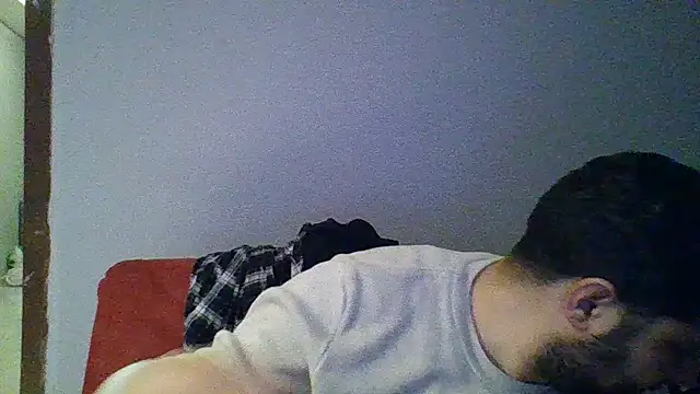 Snapshot of erkekkkadam chatting on 03-24-26, 04:07 erkekkkadam online show from 03-24-26, 04:07