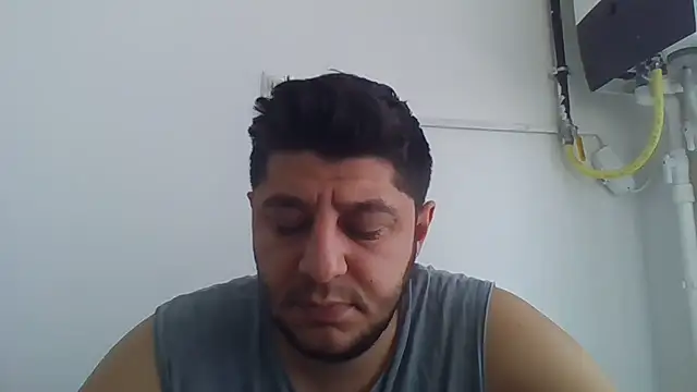 Snapshot of erkekkkadam chatting on 02-09-25, 08:10 erkekkkadam online show from 02-09-25, 08:10