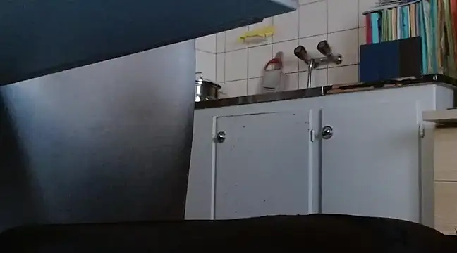 cover boy online show from 02-26-25, 03:43