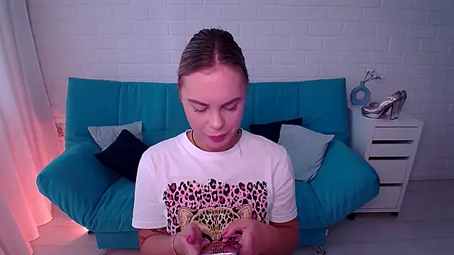 RikaRaily online show from 09-14-25, 06:03