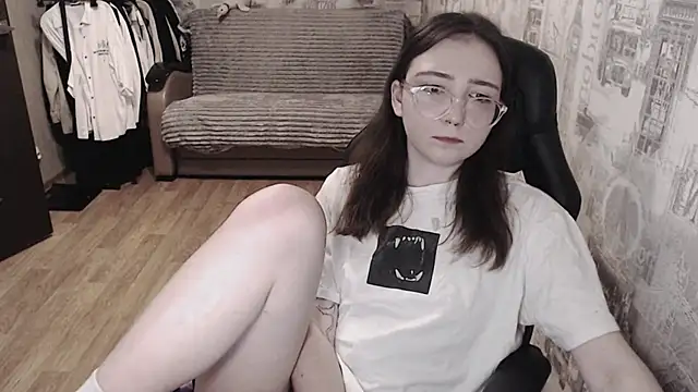 AmeliaKamishiro online show from 03-13-25, 03:06