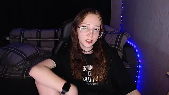 AmeliaKamishiro online show from 10-12-25, 09:05