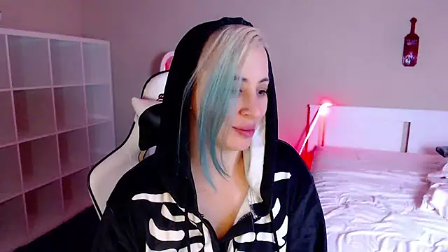 GoddessLilitu online show from 01-05-25, 04:36