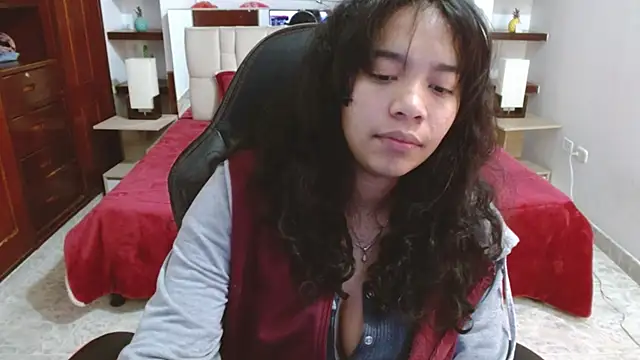 laureentt  online show from 03-07-25, 06:13