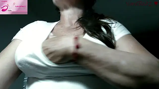 Snapshot of vanered2 chatting on 07-23-26, 01:41 vanered2 online show from 07-23-26, 01:41
