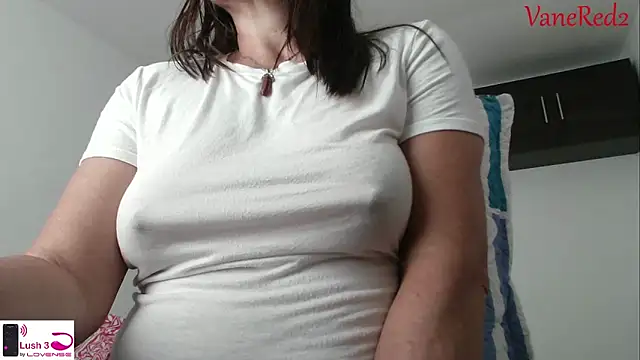 Snapshot of vanered2 chatting on 10-10-25, 01:12 vanered2 online show from 10-10-25, 01:12
