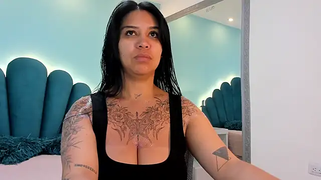 sharlott18 online show from 01-08-26, 12:22