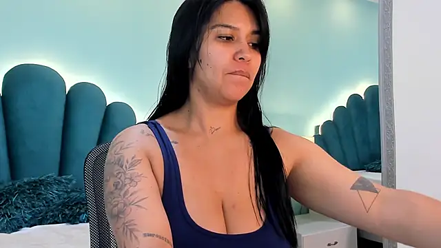 sharlott18 online show from 11-10-25, 01:27