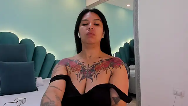 sharlott18 online show from 03-27-26, 03:24