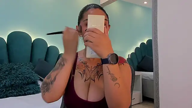 sharlott18 online show from 03-18-26, 03:46