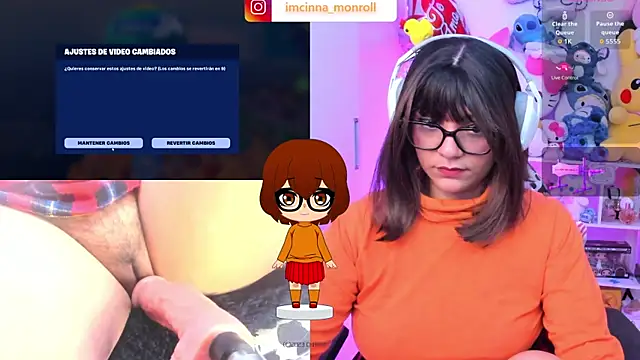 cinna monroll online show from 11-18-25, 03:04