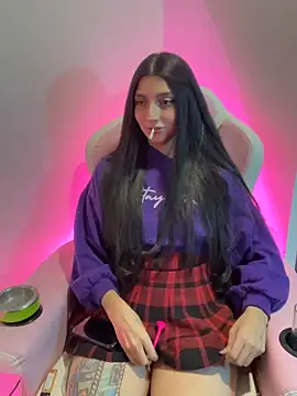 Felicia smok3 online show from 04-17-26, 03:09