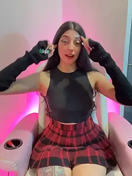 Snapshot of Felicia_smok3 chatting on 04-29-26, 02:05 Felicia smok3 online show from 04-29-26, 02:05