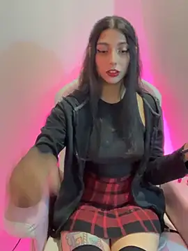 Snapshot of Felicia_smok3 chatting on 05-04-26, 03:43 Felicia smok3 online show from 05-04-26, 03:43
